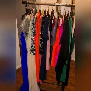 Hi, I'm Selling gently worn plus size women's clothing. I am selling name brand